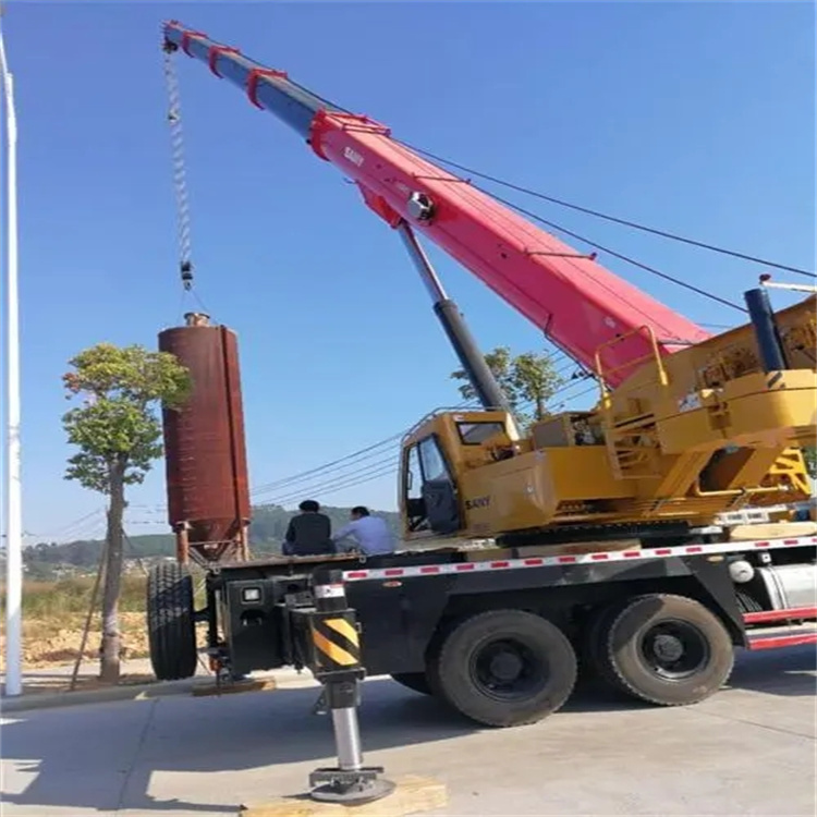 枣庄峄城专业吊车租赁多少钱