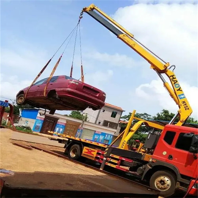 枣庄峄城吊车救援小汽车怎么吊