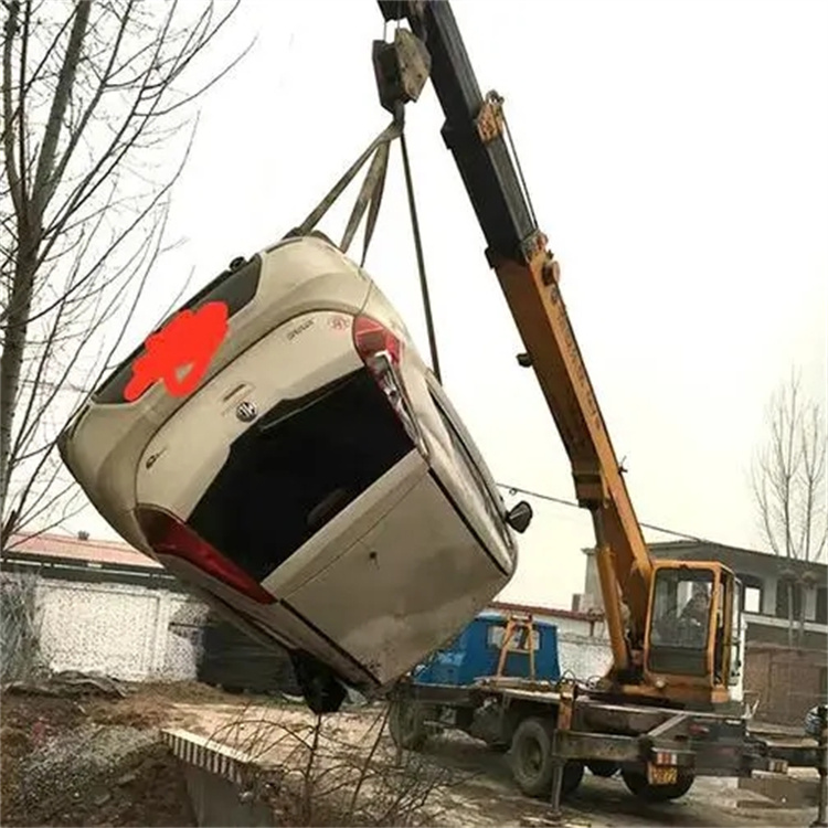 枣庄峄城随时待命，吊车24小时道路救援服务全解析